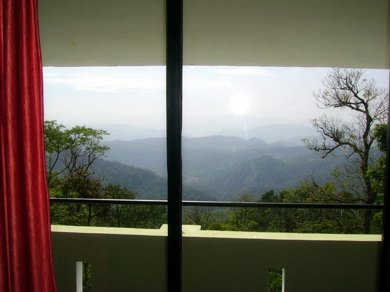 Munnar Misty Heights outside view